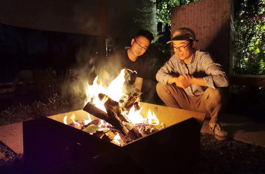 耐候钢火盆 – 户外休闲实景体验